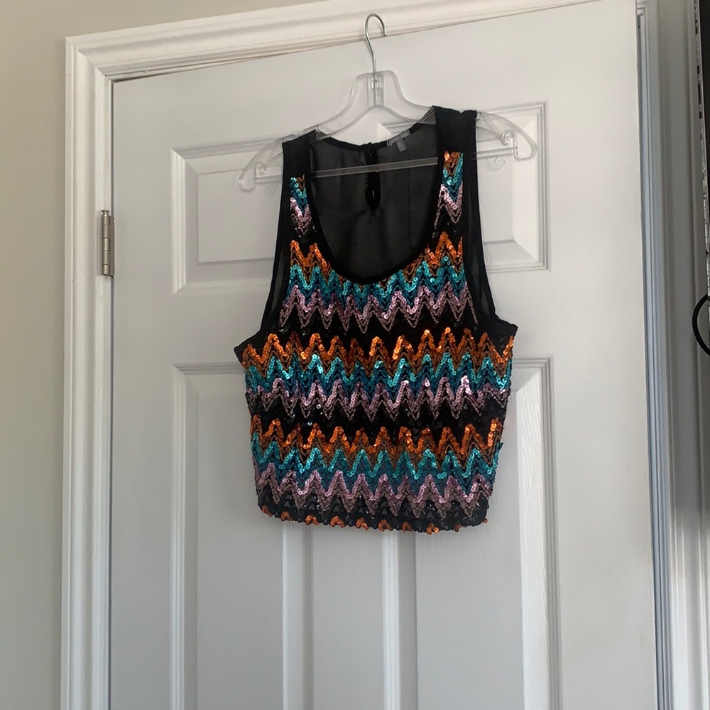 Colorful top
